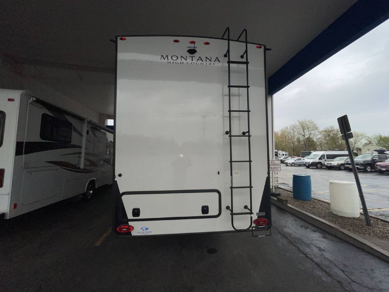 A photo of this 2024 Keystone MONTANA HIGH COUNTRY 377FL