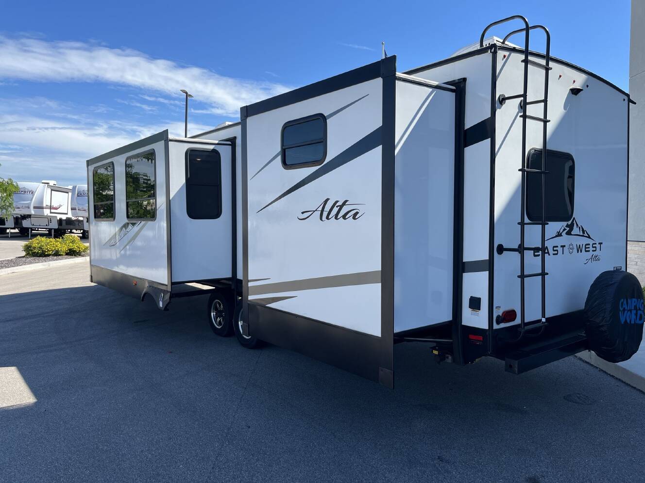 A photo of this 2022 East To West ALTA 3150KBH