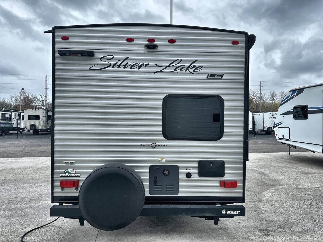 A photo of this 2024 East To West SILVER LAKE LE 1610BHLE