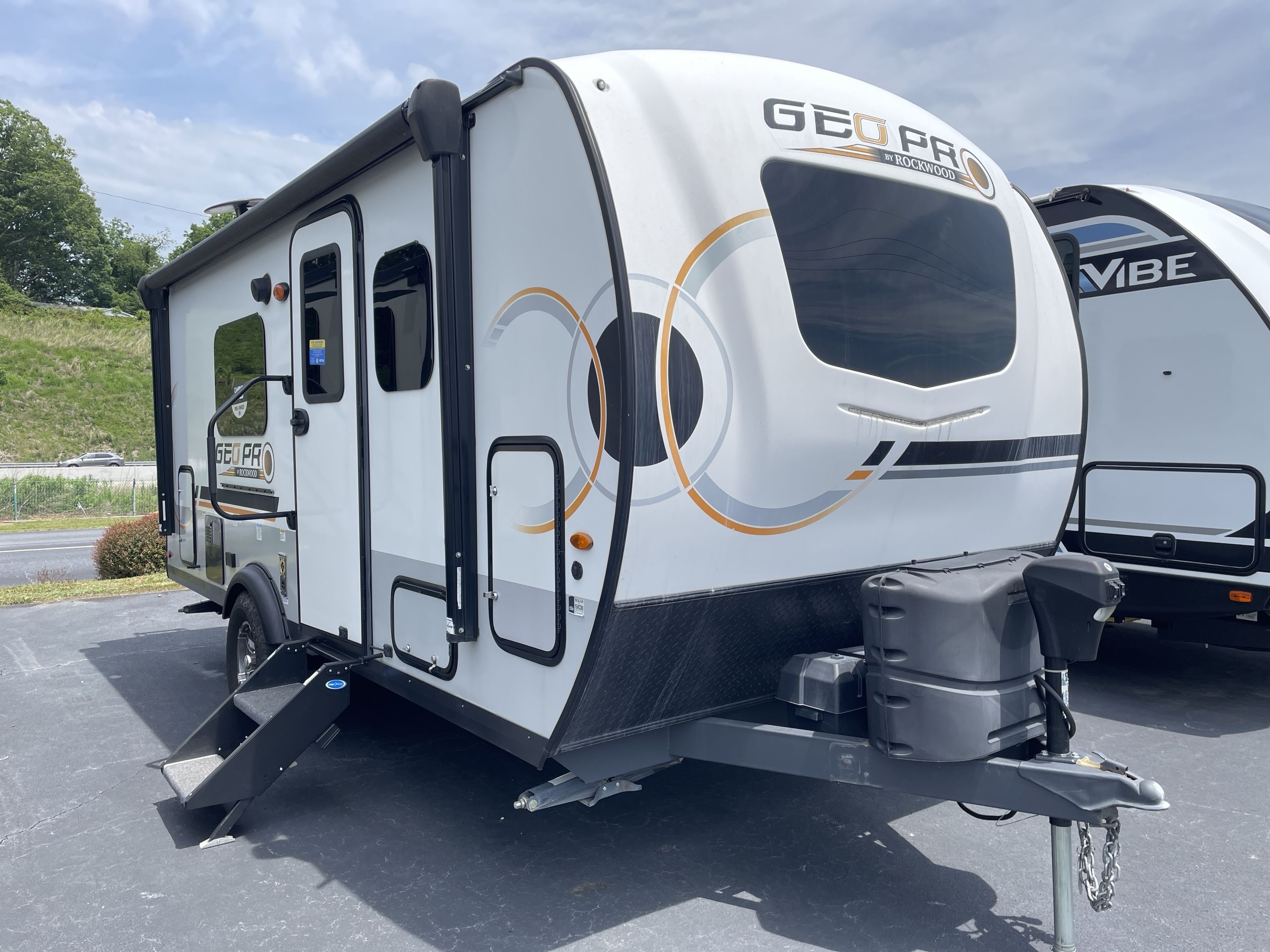 2022 Forest River ROCKWOOD GEO-PRO 19FDS RV