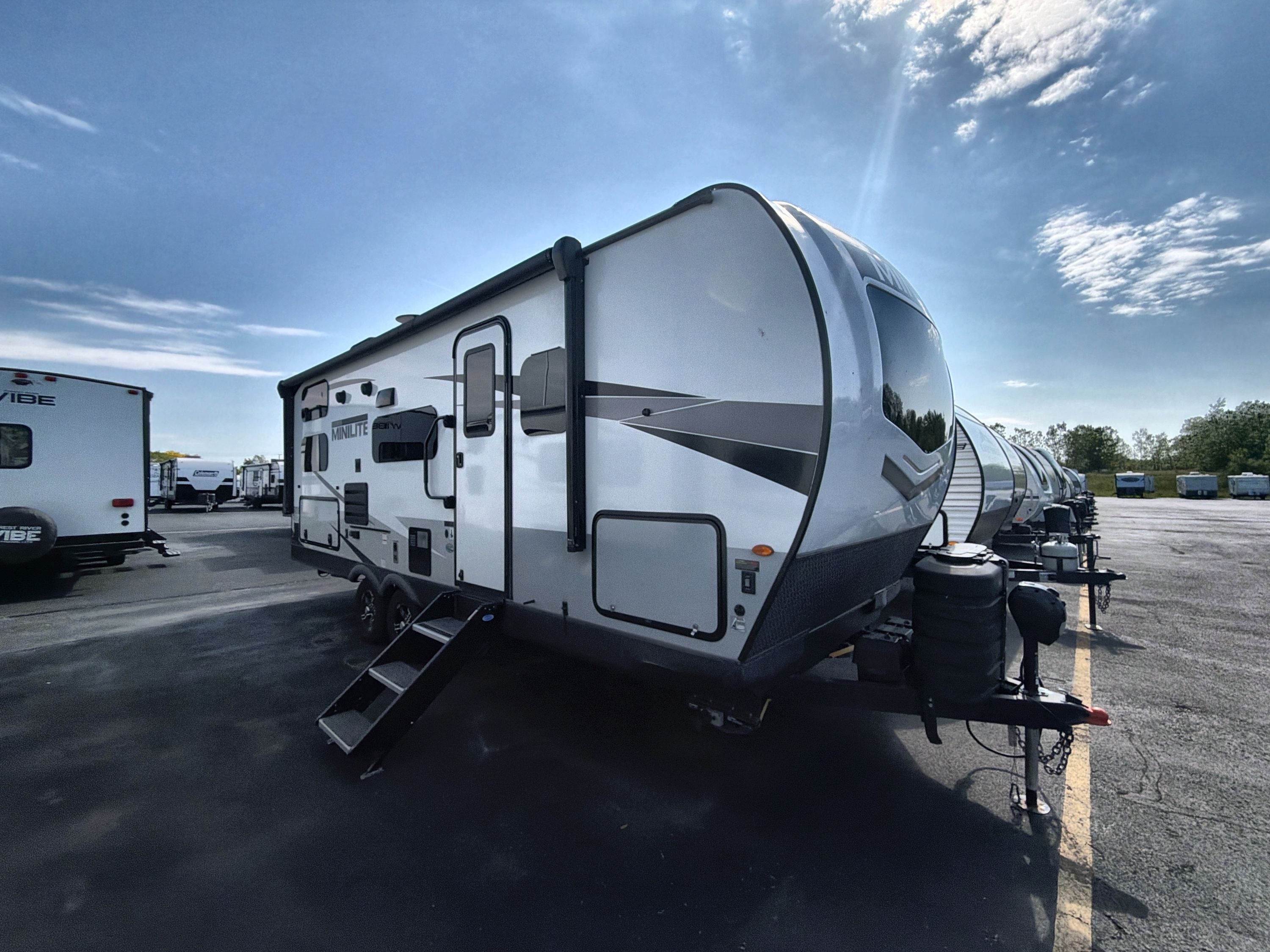 2023 Forest River ROCKWOOD MINI LITE 2509S in churchville NY