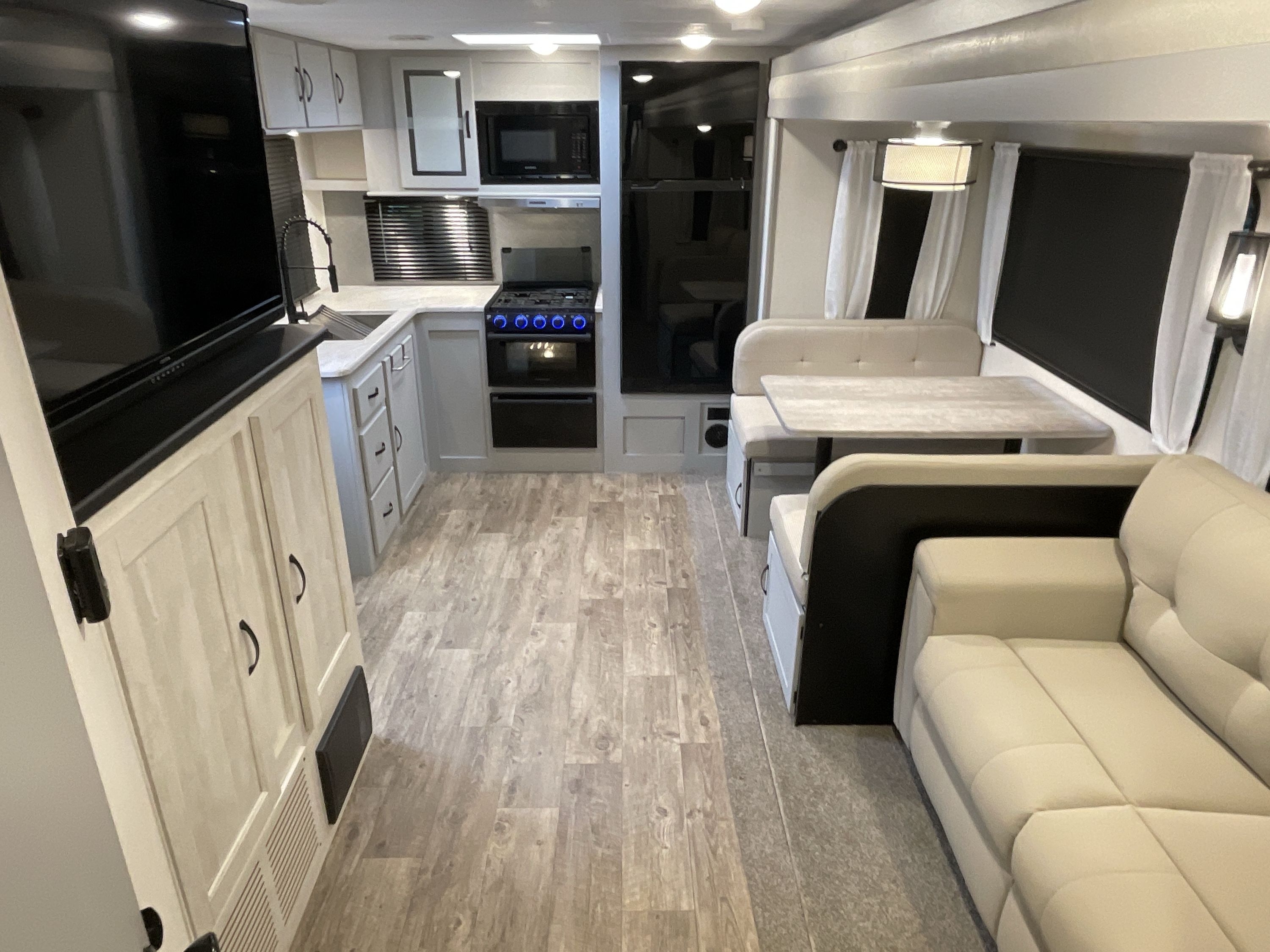 2022 Forest River VIBE 25RK in apollo PA