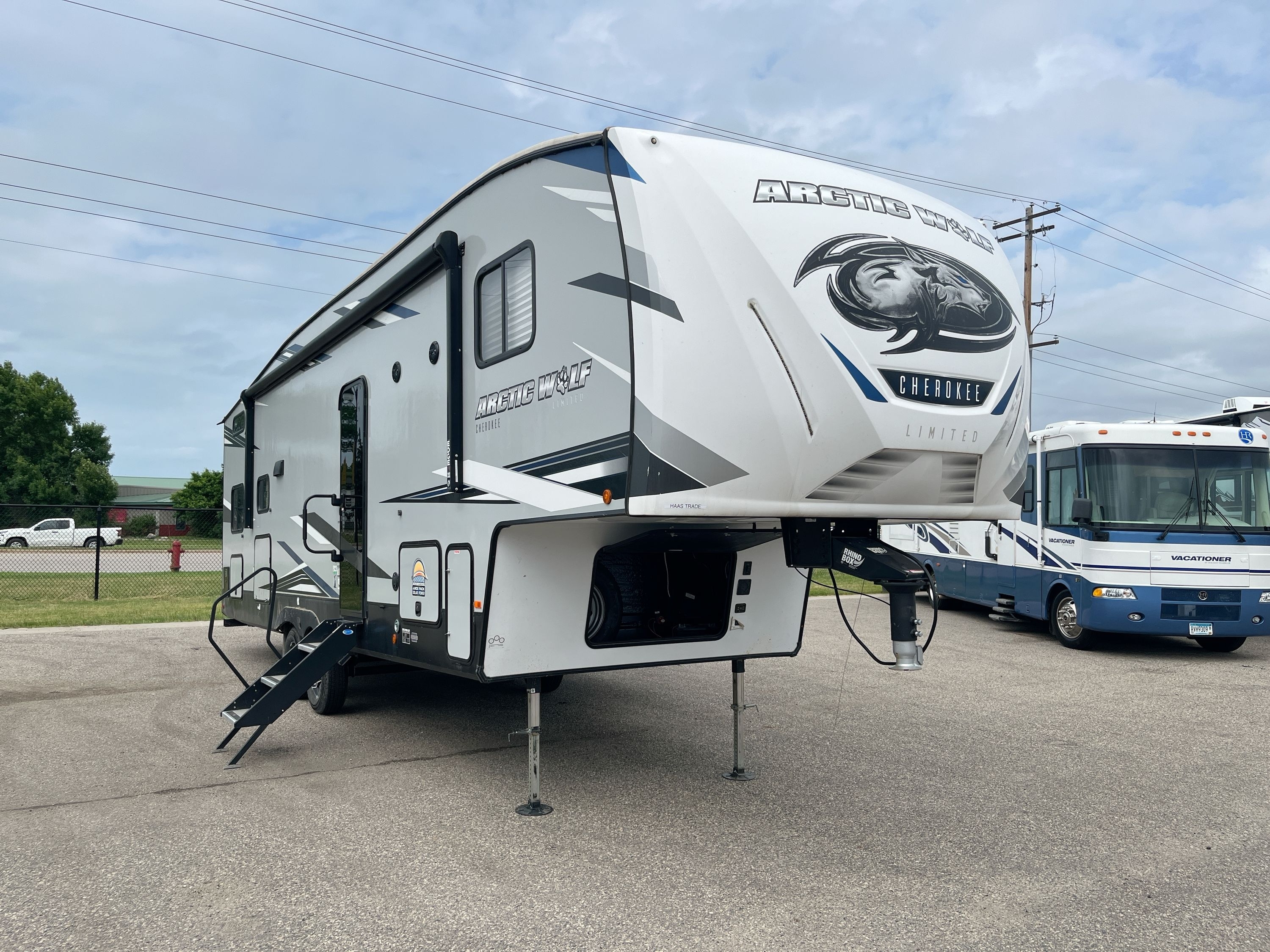 2022 Forest River ARCTIC WOLF 287BH in west fargo ND