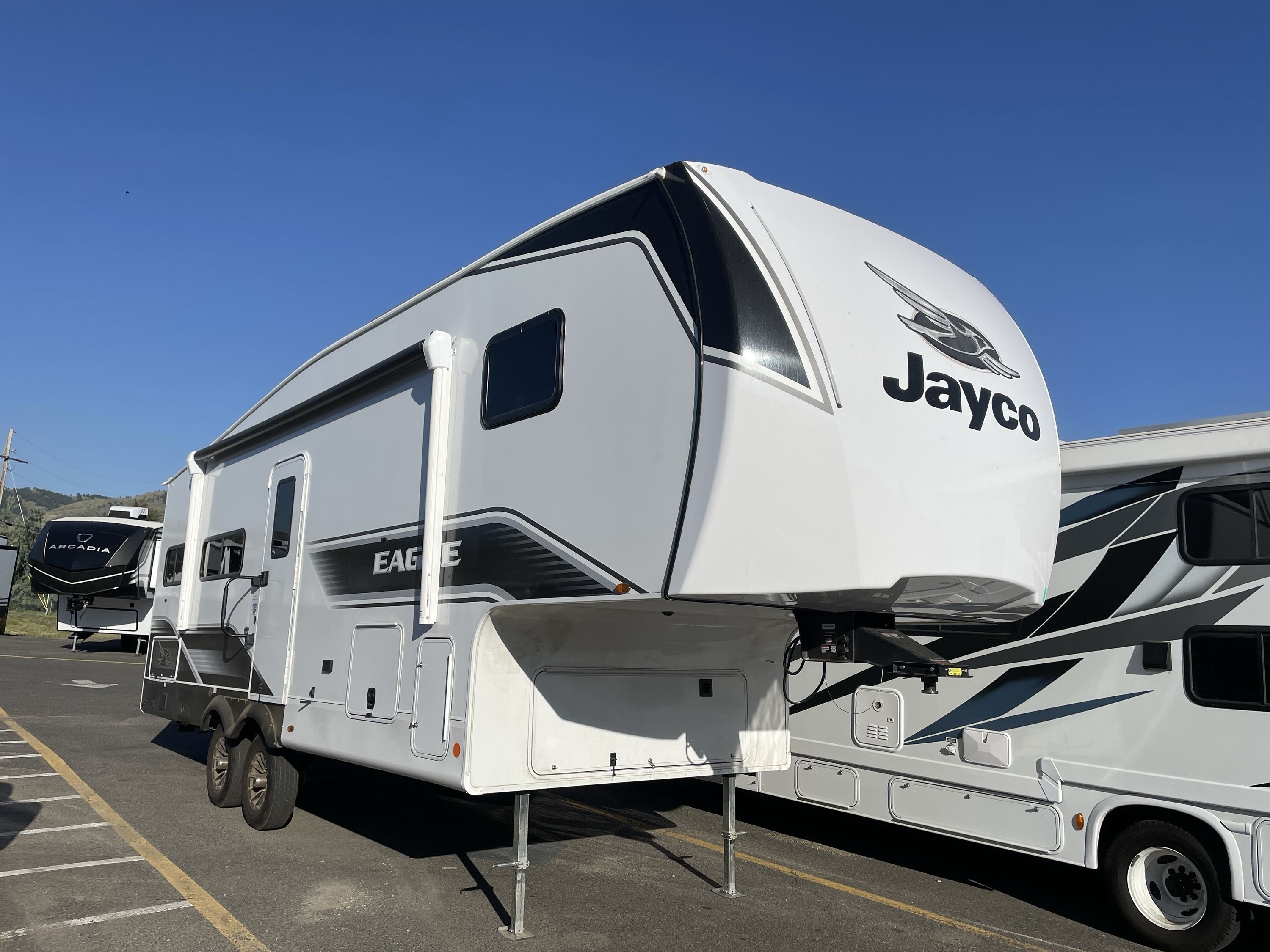 2026 Jayco EAGLE SLE 24MLE in golden CO