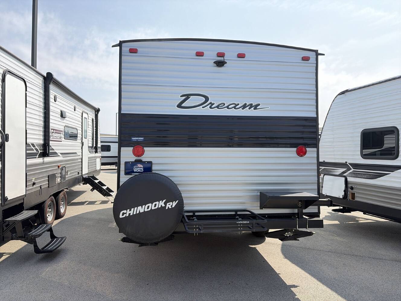 A photo of this 2022 Chinook DREAM 178QB