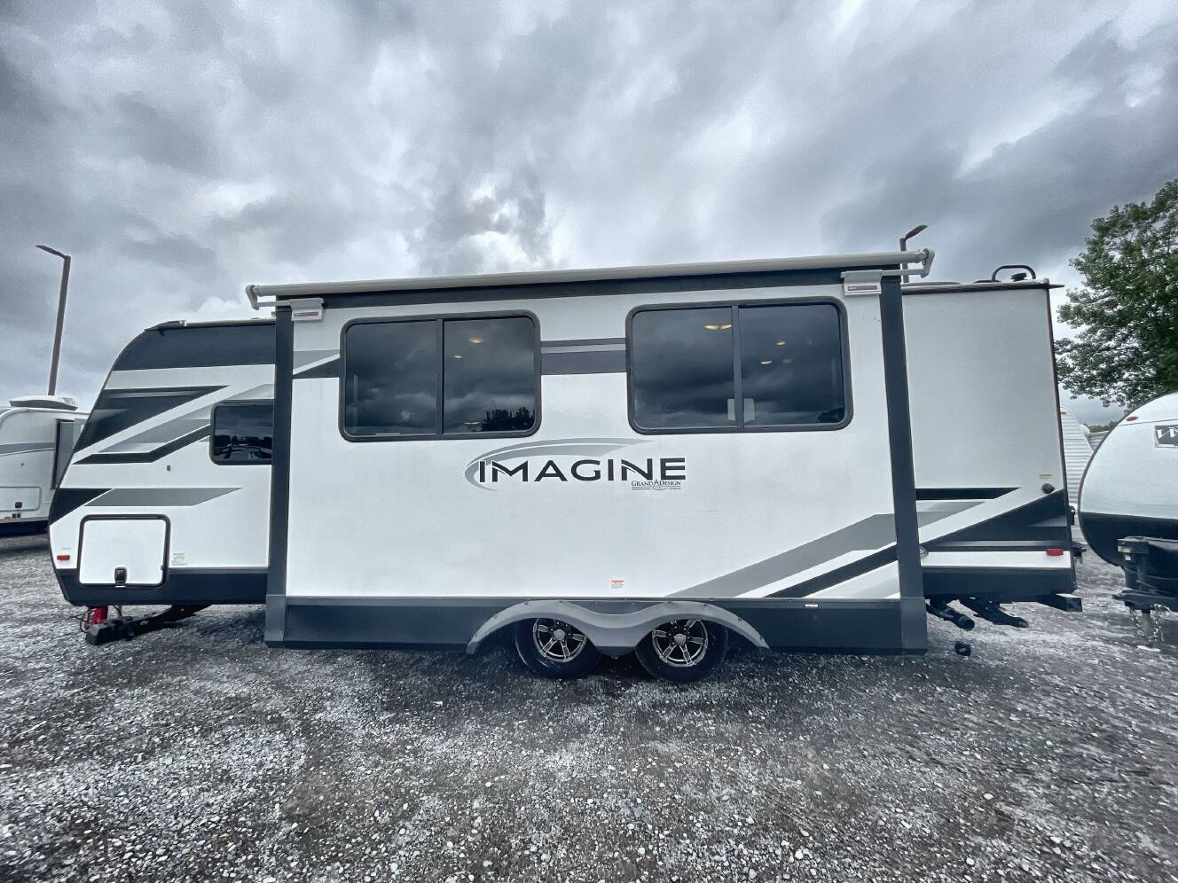 A photo of this 2023 Grand Design IMAGINE 2600RB