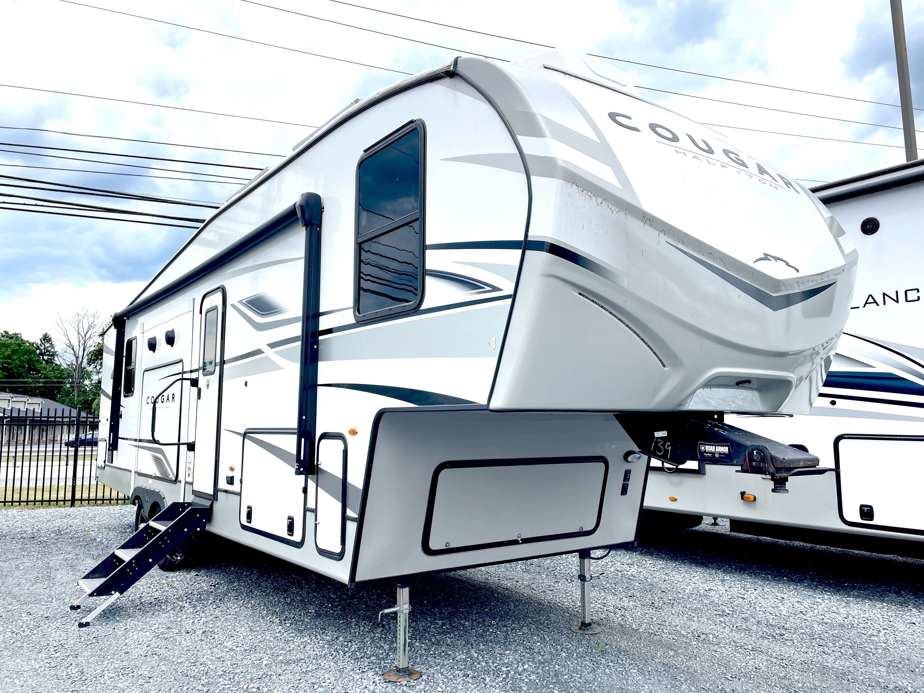 2023 Keystone COUGAR 29RKS RV