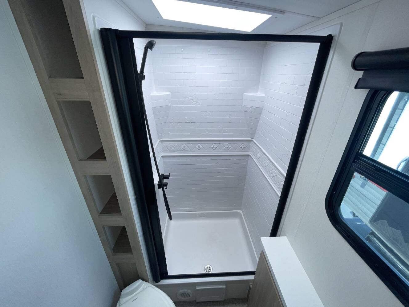 A photo of this 2026 Grand Design IMAGINE 2800BH
