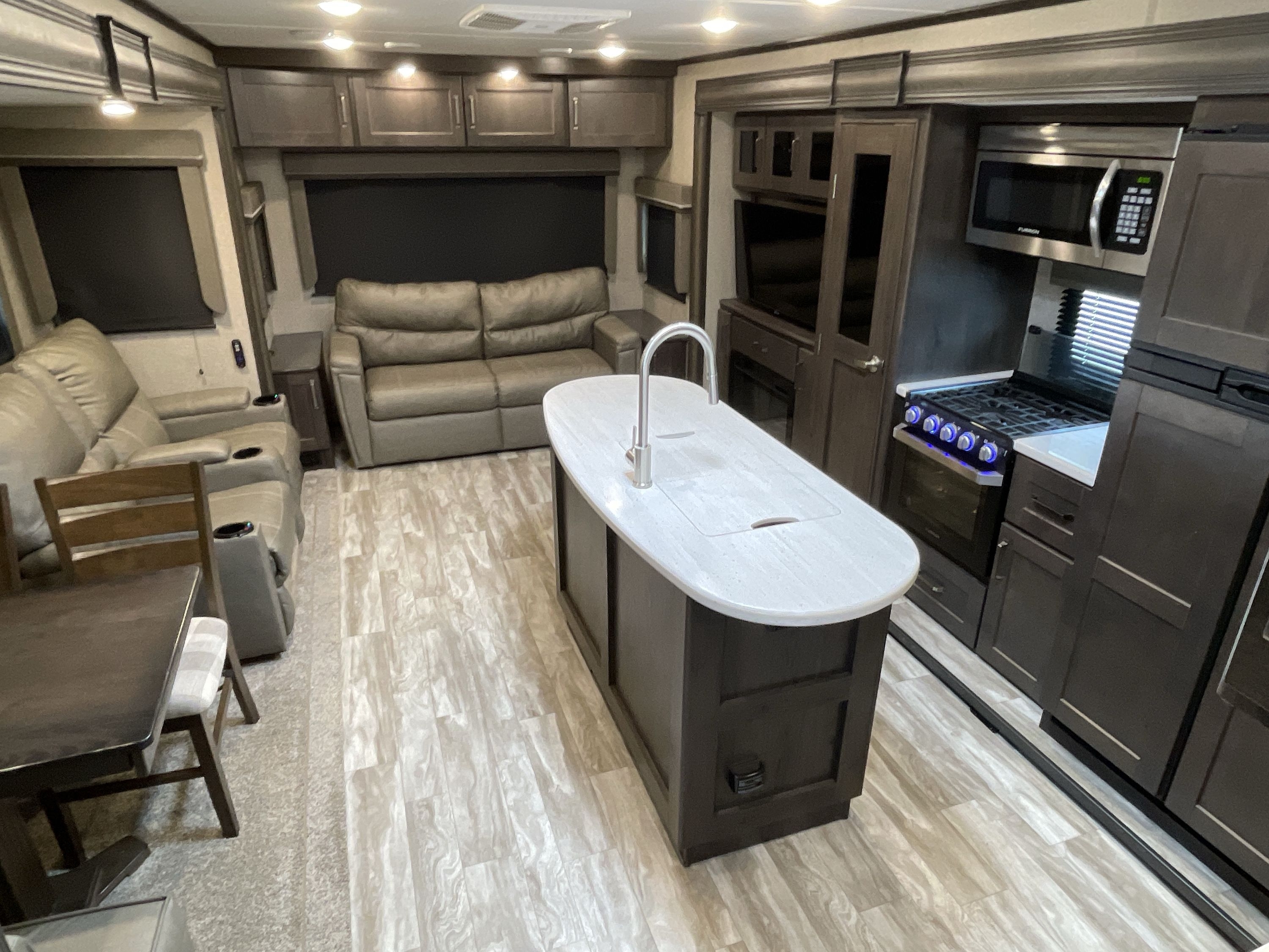 View more photos of this listing