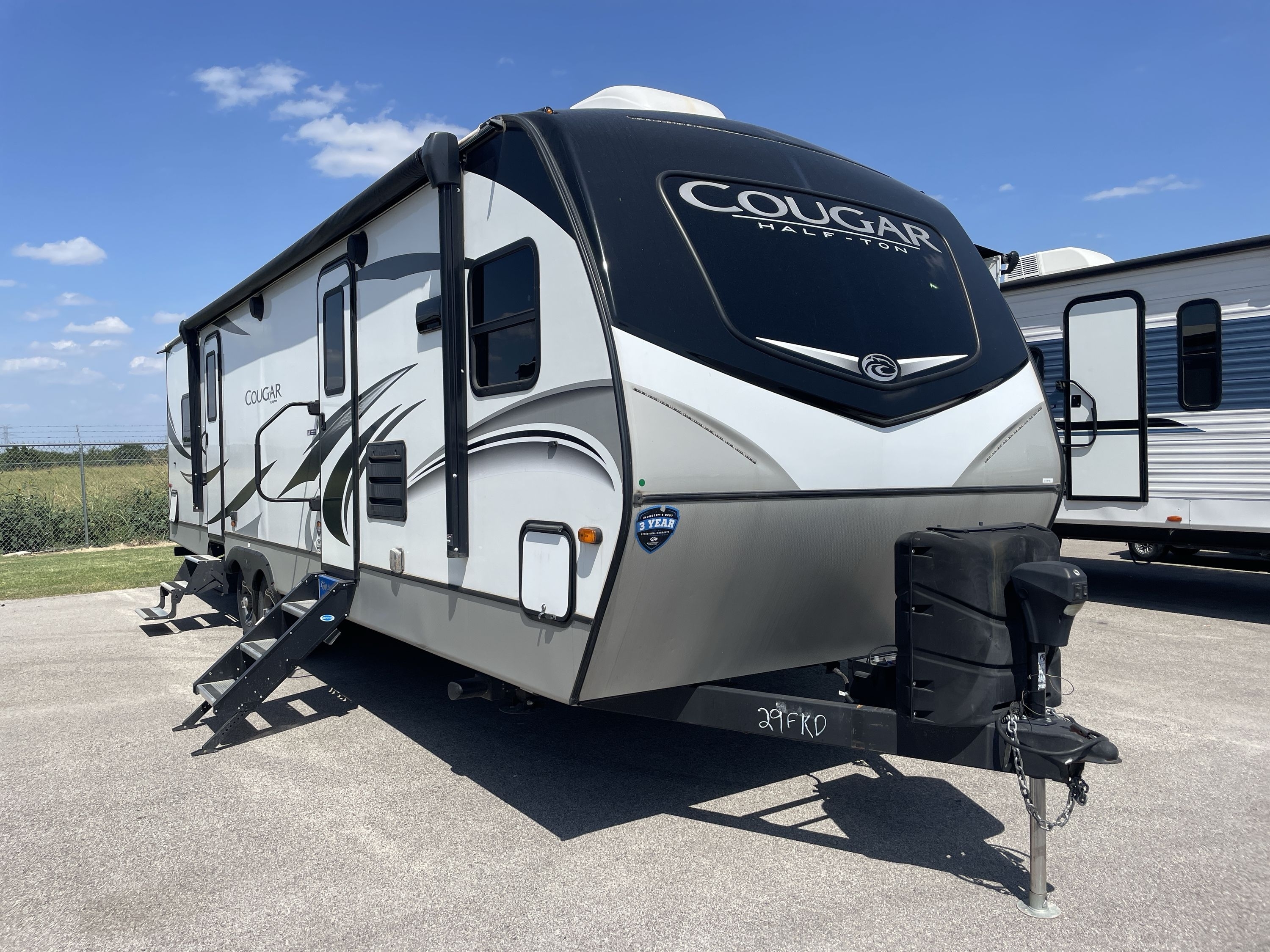 2020 Keystone COUGAR 29FKD in alvarado TX