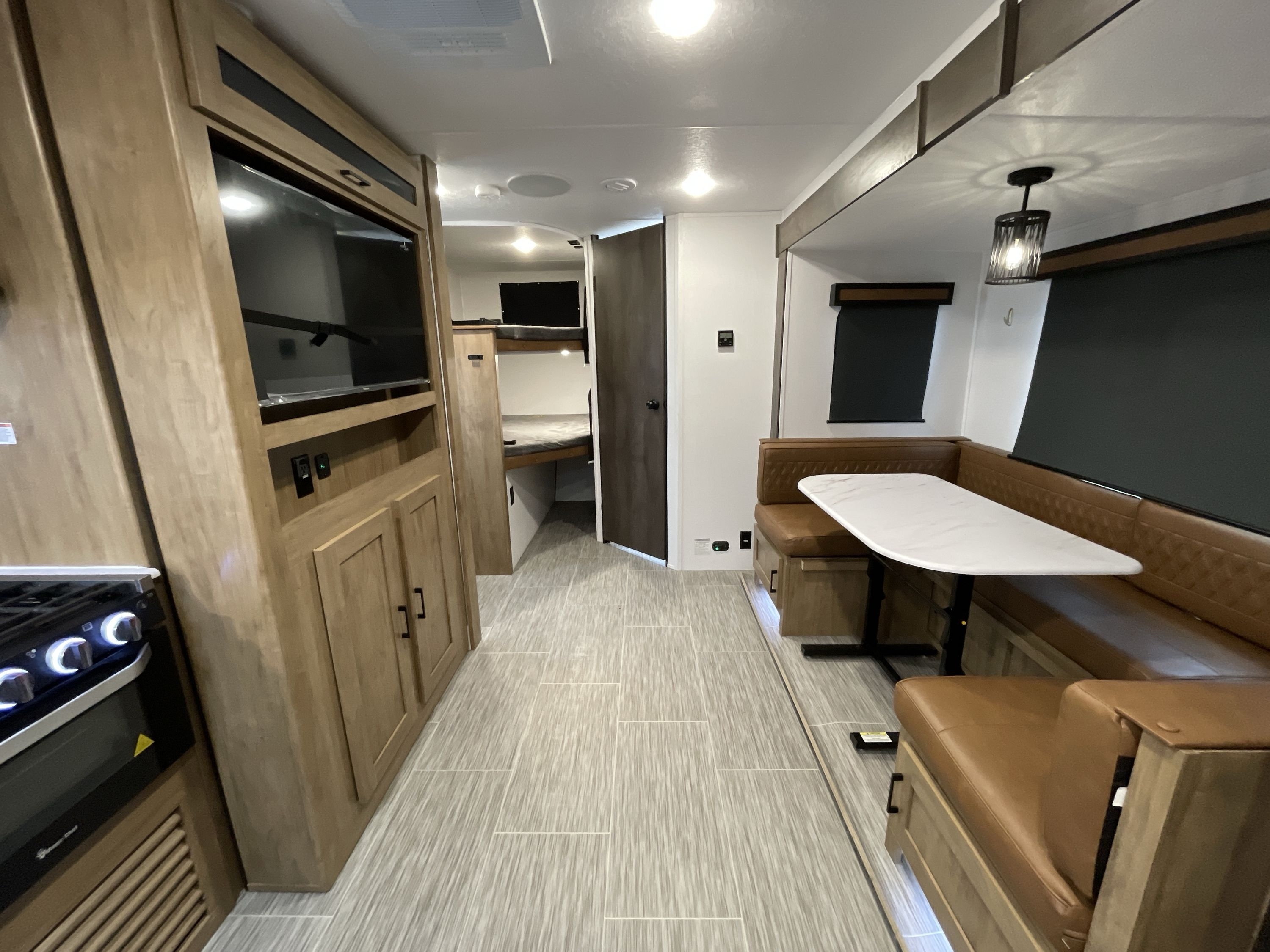 2024 Coachmen FREEDOM EXPRESS ULTRA LITE 258BHS in grain valley MO