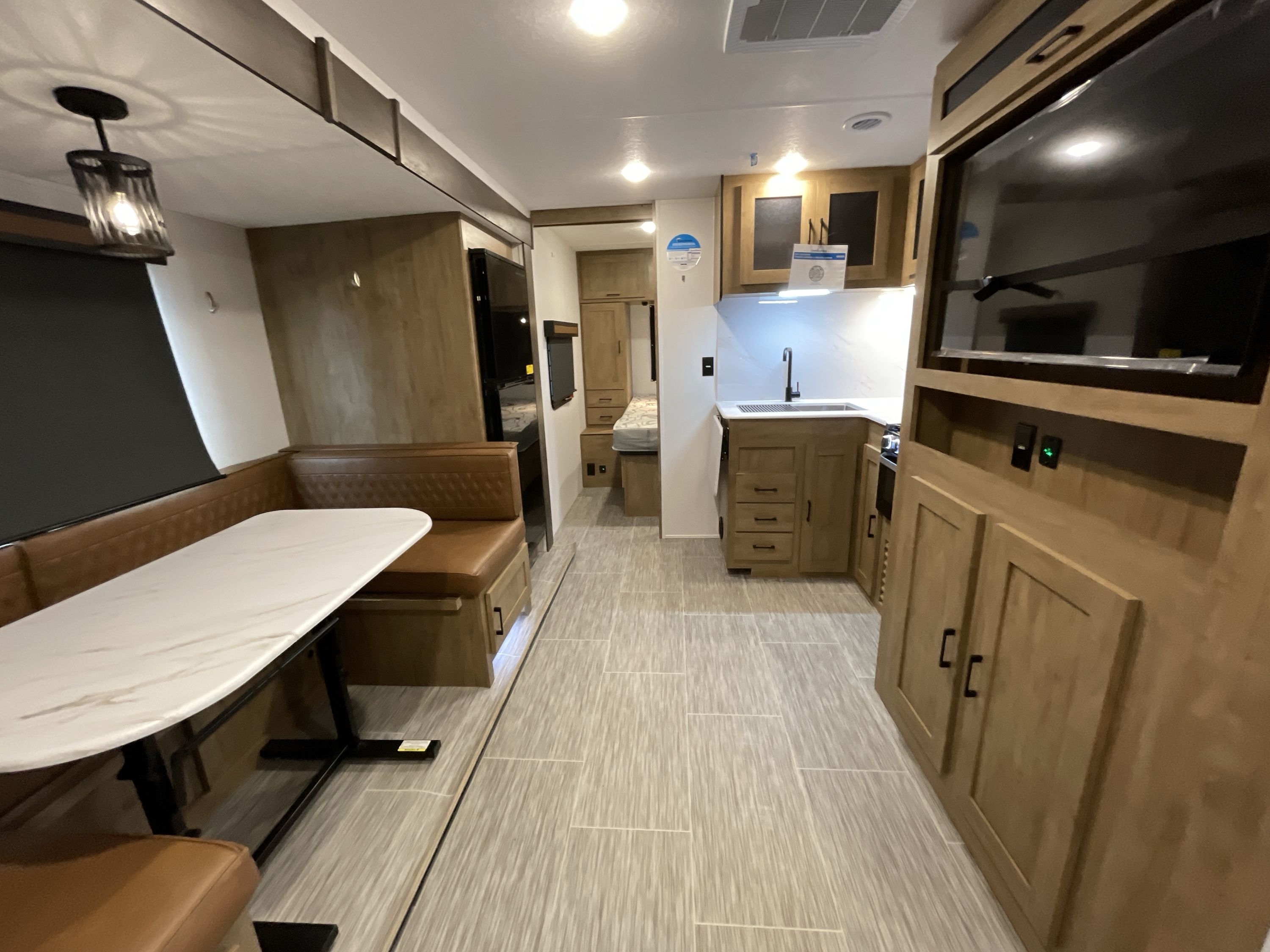 2024 Coachmen FREEDOM EXPRESS ULTRA LITE 258BHS in grain valley MO