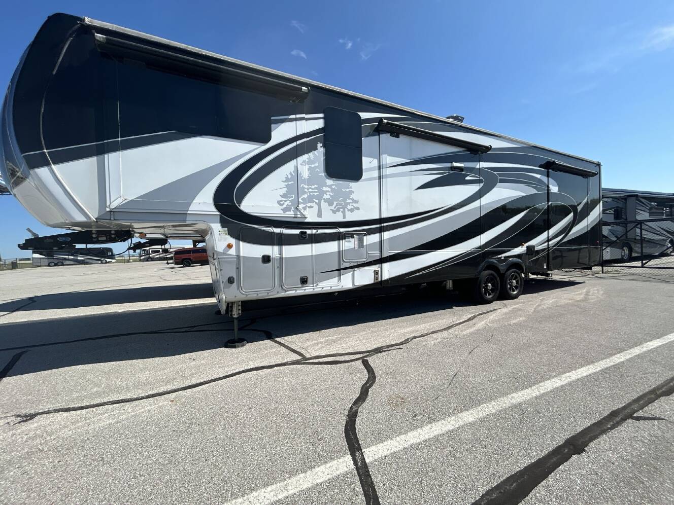A photo of this 2019 Crossroads REDWOOD 3941FL