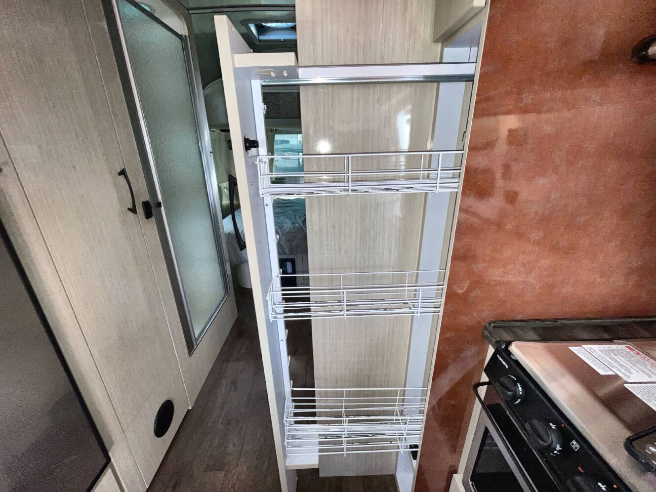 A photo of this 2019 Airstream INTERNATIONAL SERENITY 25FB QUEEN