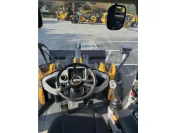 2026 JCB 427