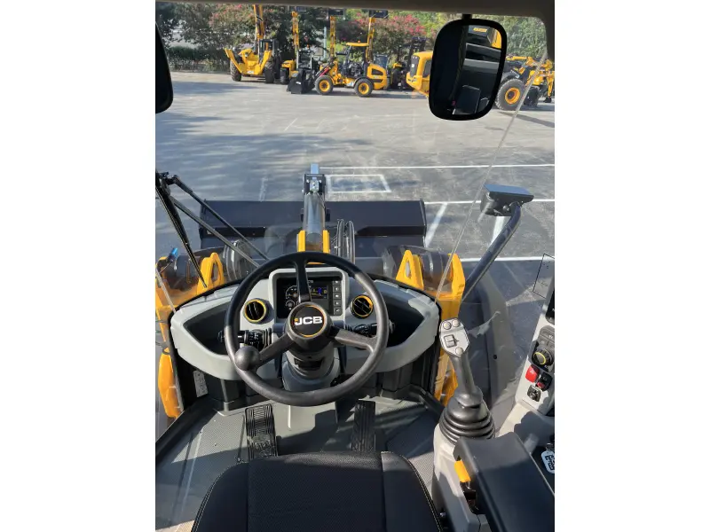 2026 JCB 427