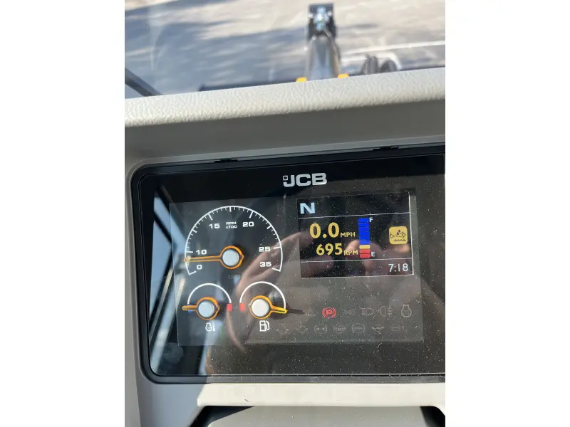 2026 JCB 427