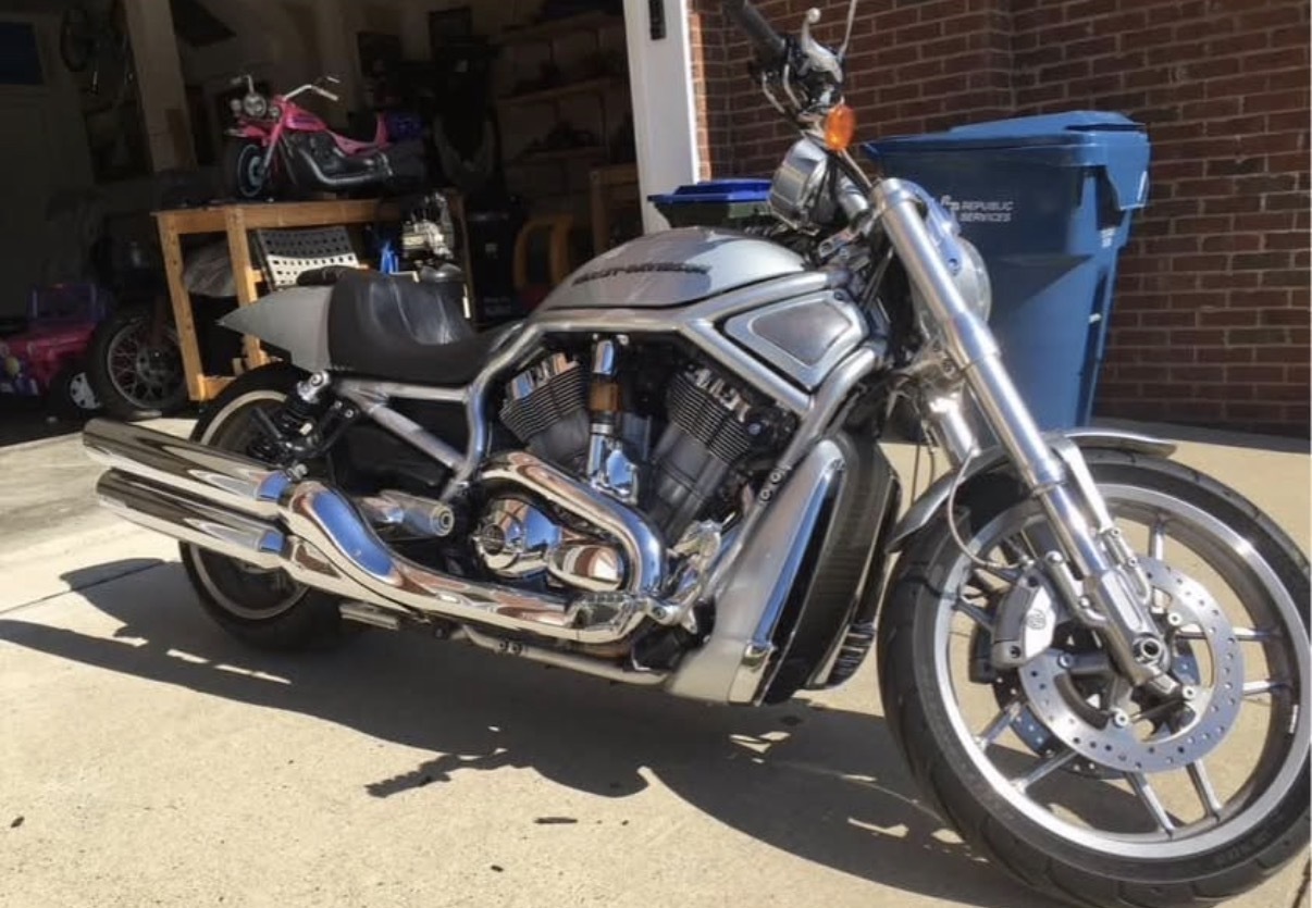 2012 Harley-Davidson VRSC™ V-ROD®10 ANNIVERSARY EDITION V-ROD®10 ANNIVERSARY EDITION in Leesburg, VT