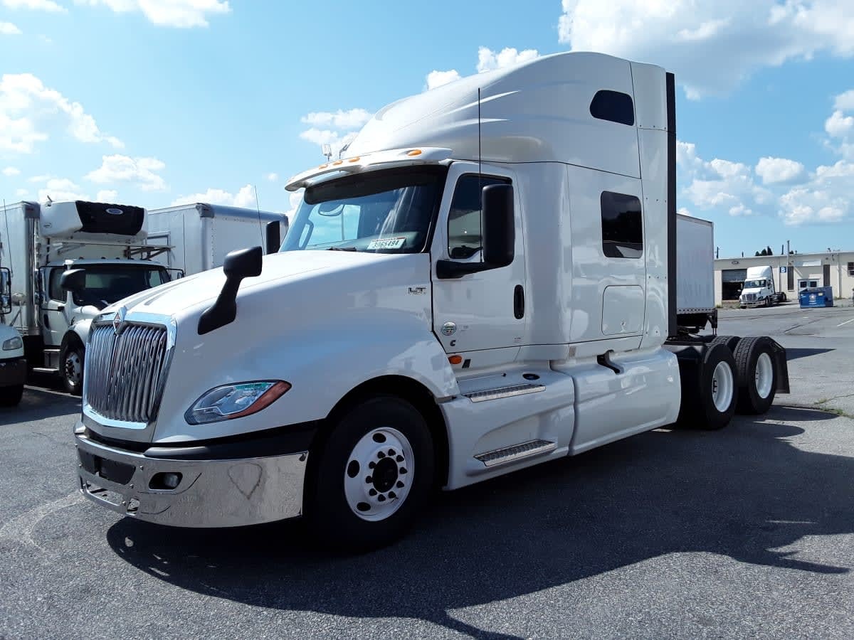 2020 INTERNATIONAL LT625 SLPR CAB in Allentown, PA
