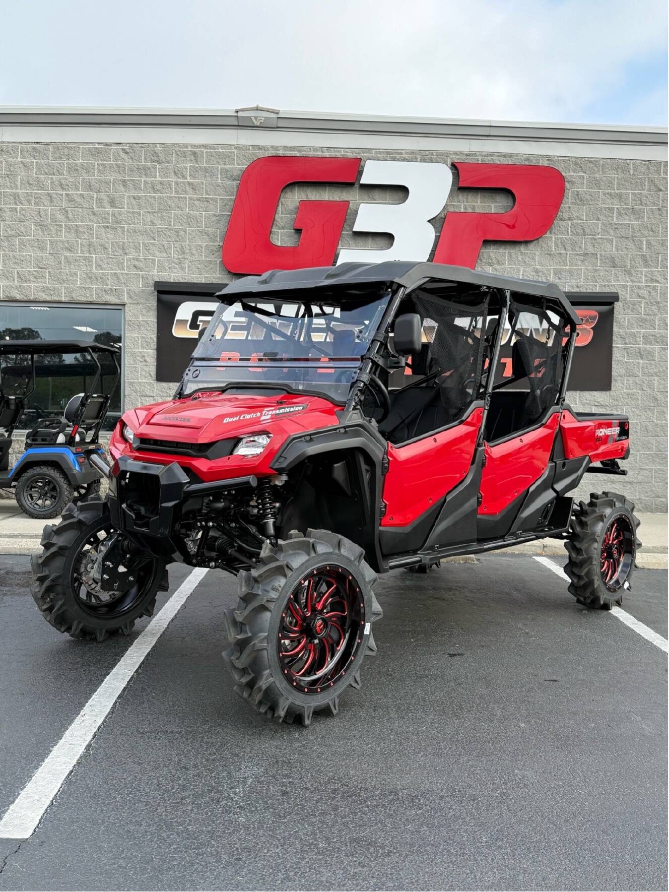 A photo of this 2025 Honda Pioneer 1000-6 Deluxe Crew