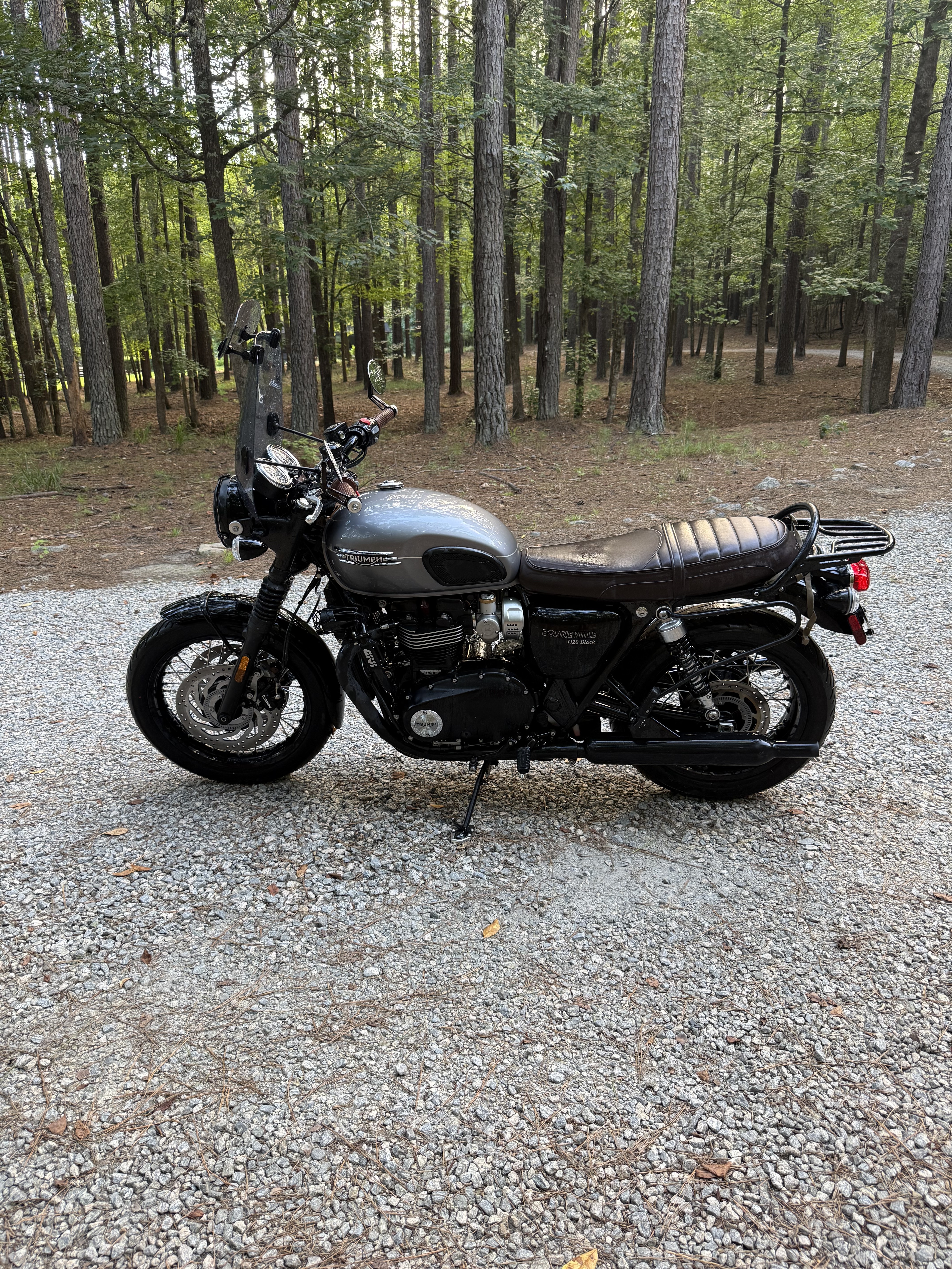 2024 Triumph BONNEVILLE T120 BLACK STEALTH EDITION BLACK STEALTH EDITION in Watkinsville, GA