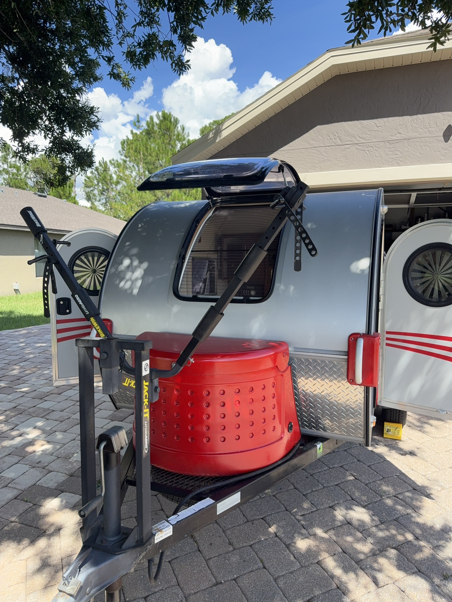 2016 Little Guy T@G MAX RV