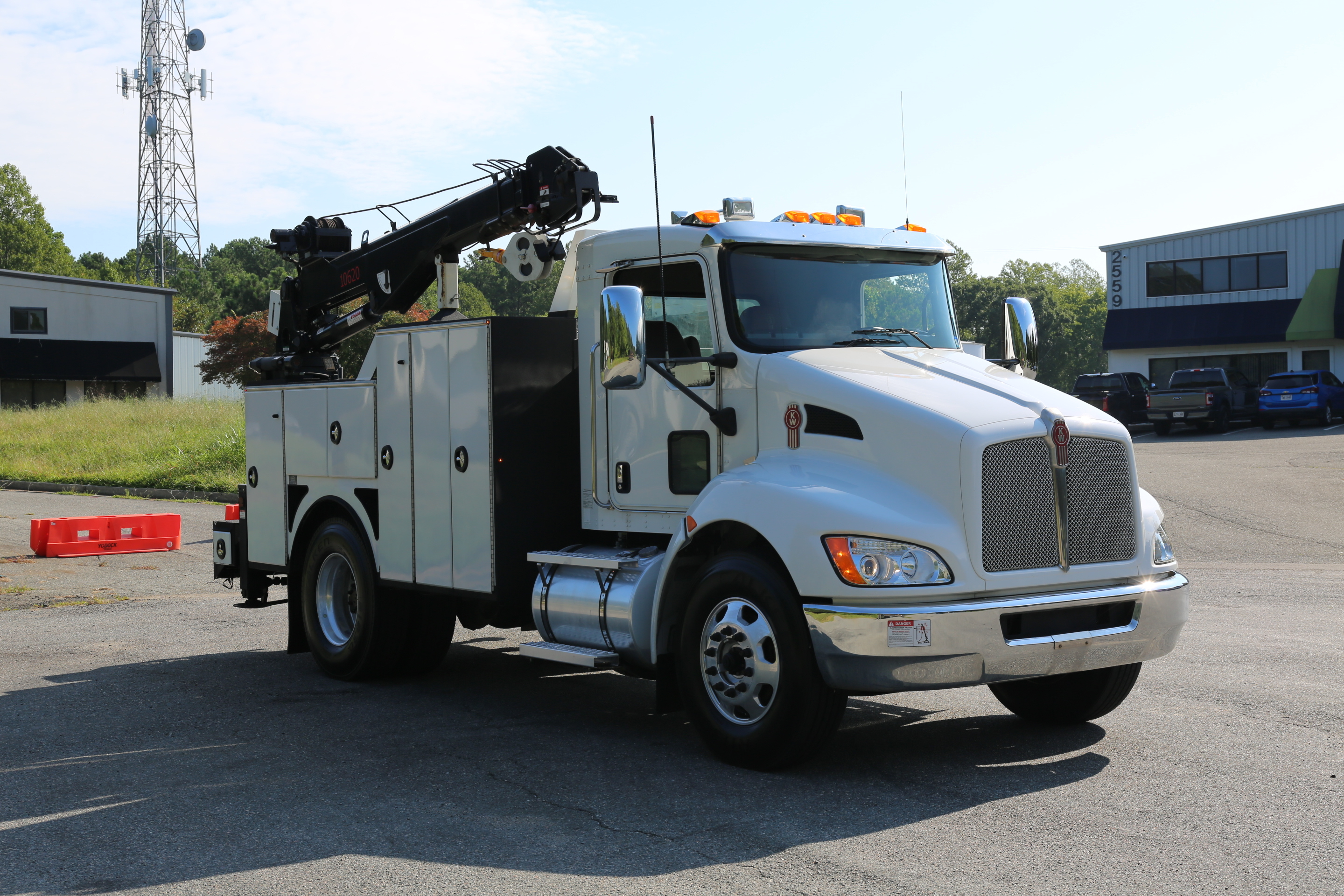 2020 KENWORTH T270 in Oilville, VA