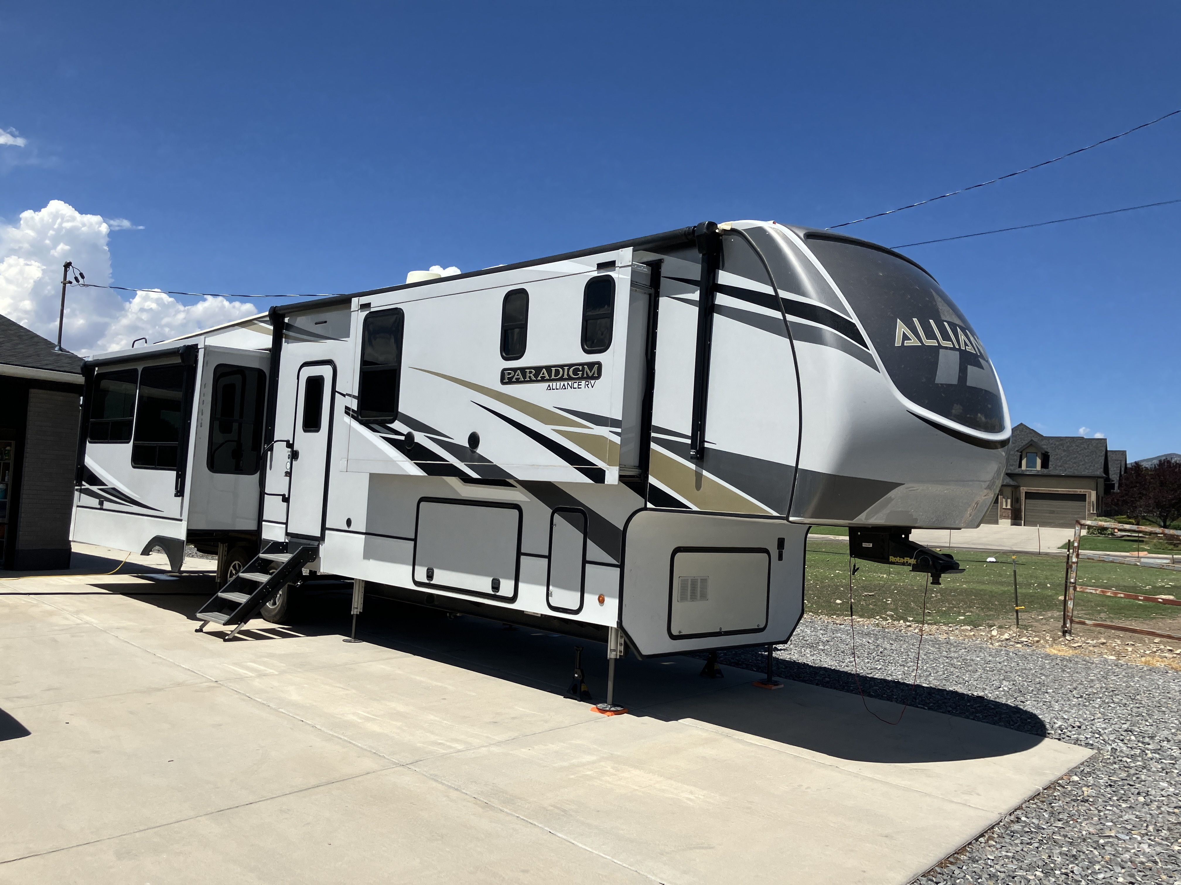 2021 Alliance Rv PARADIGM 370FB RV