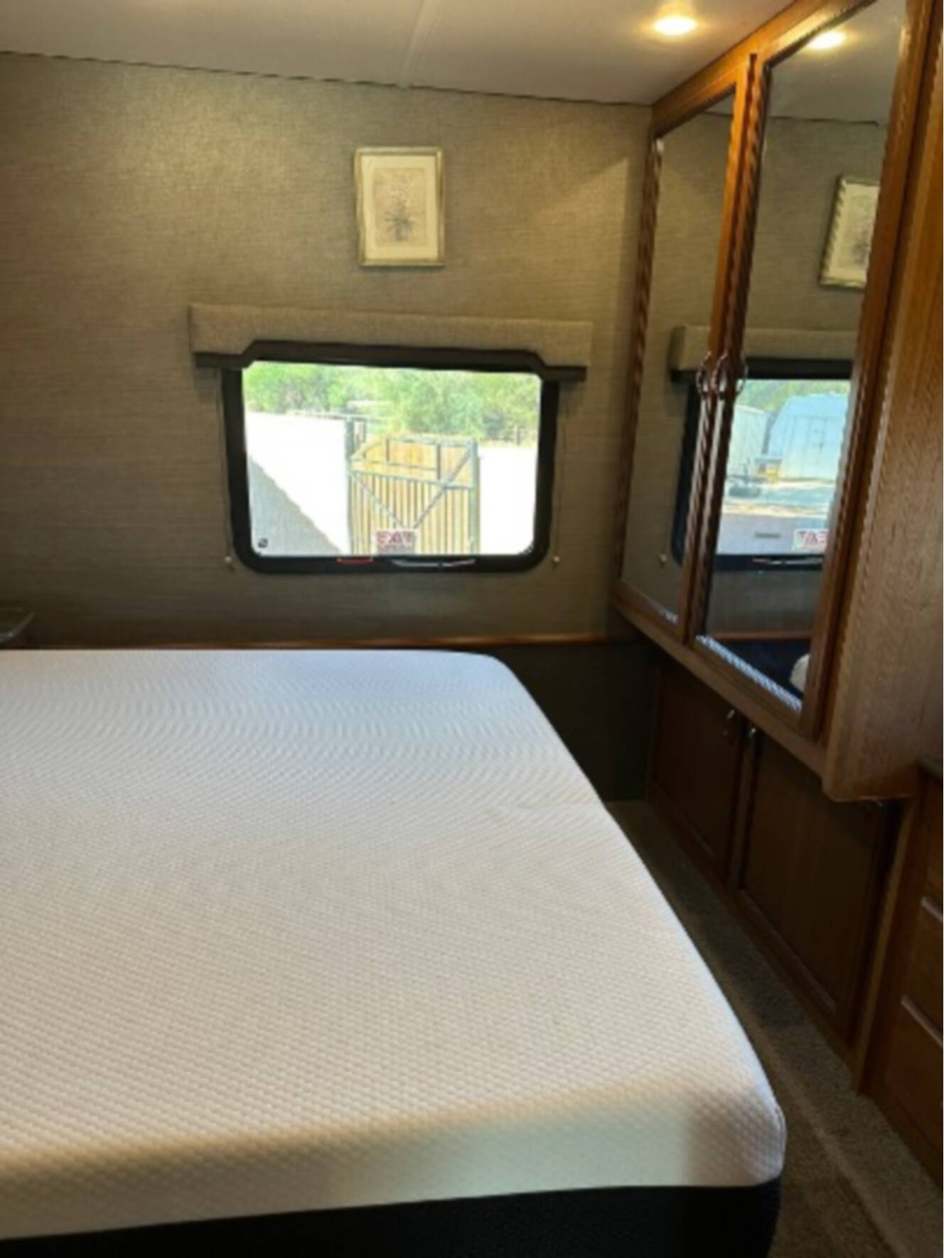 A photo of this 2016 Fleetwood STORM 32V