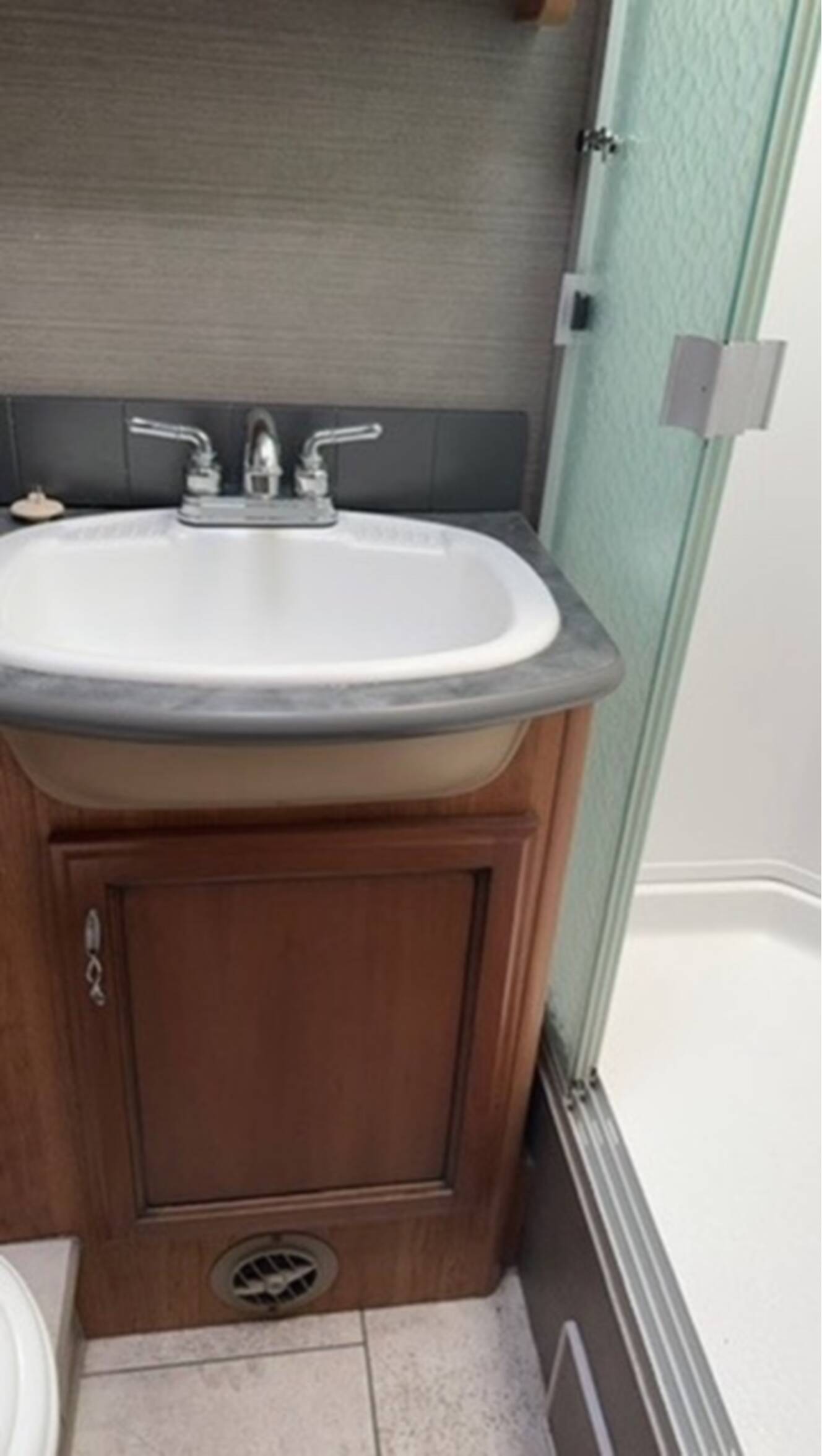 A photo of this 2016 Fleetwood STORM 32V