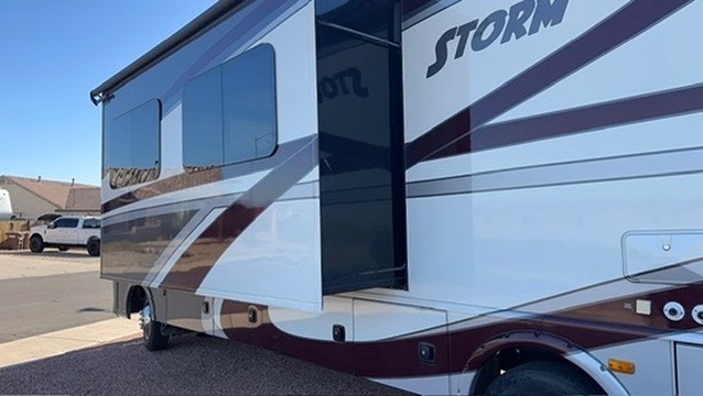 2016 Fleetwood STORM 32V in sun city AZ