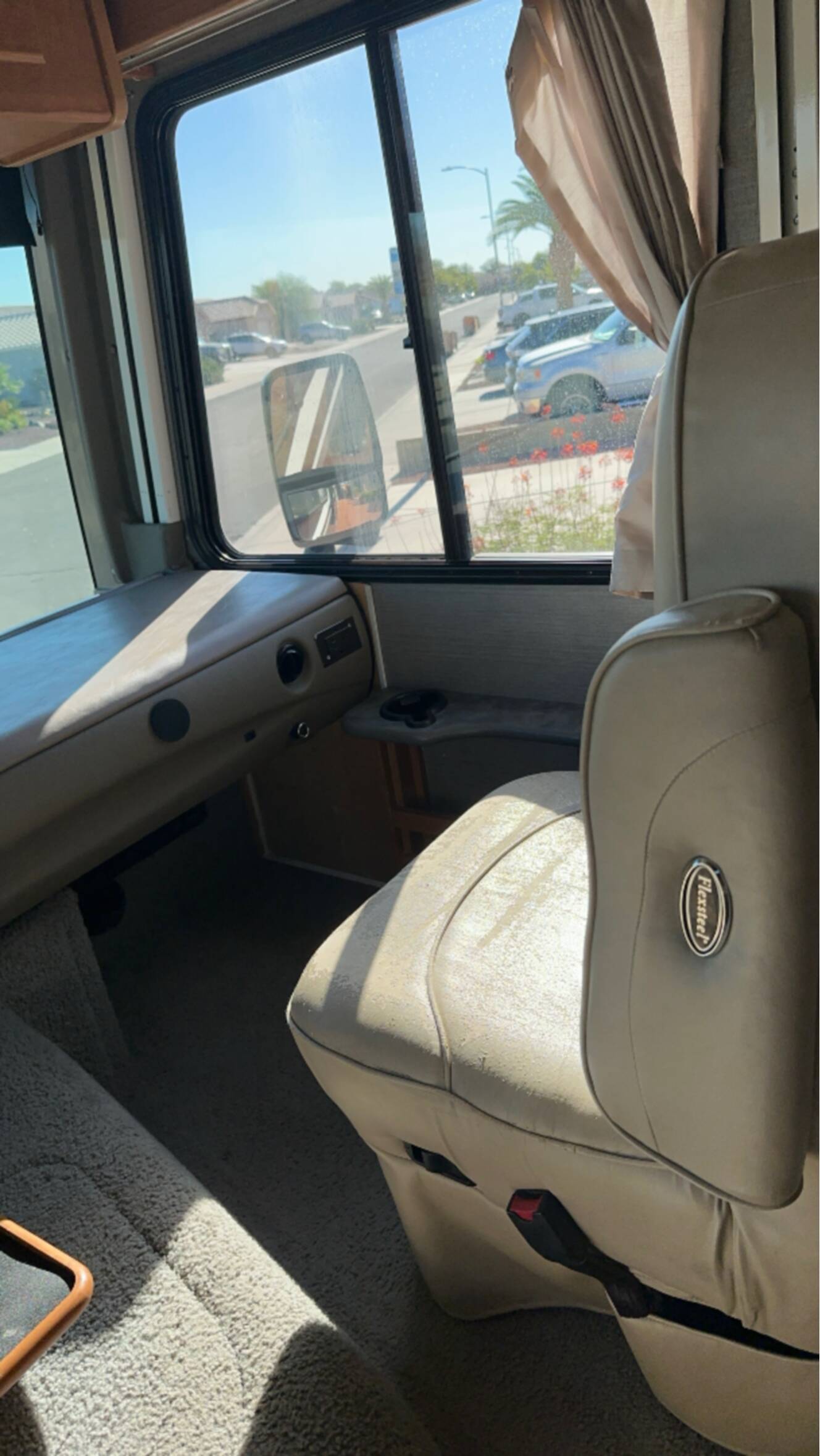 A photo of this 2016 Fleetwood STORM 32V