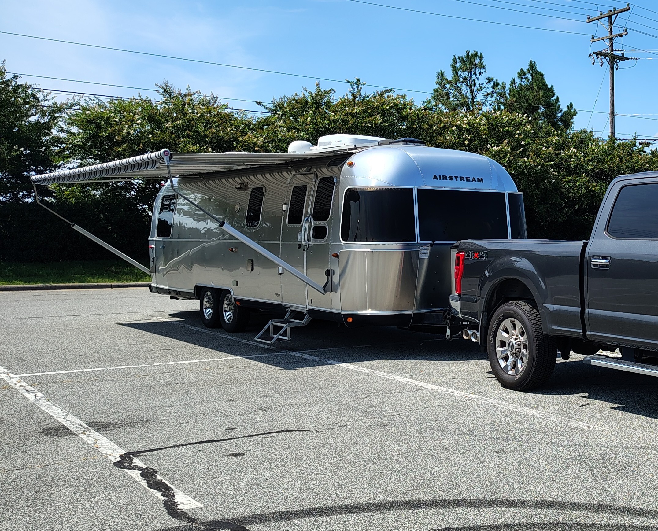2018 Airstream CLASSIC 30RBQ in denver NC