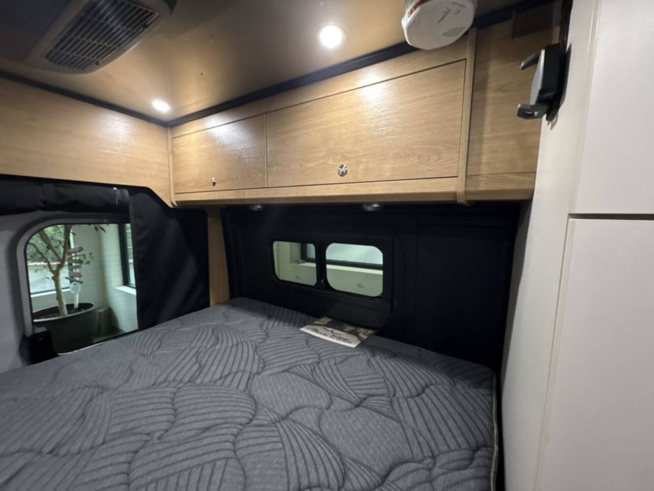 A photo of this 2025 Airstream Rangeline BASE PT