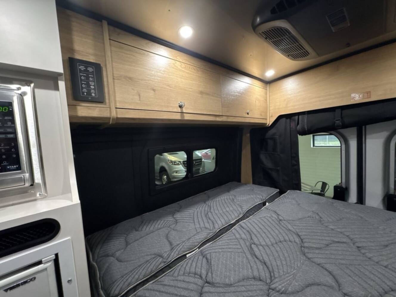 A photo of this 2025 Airstream Rangeline BASE PT