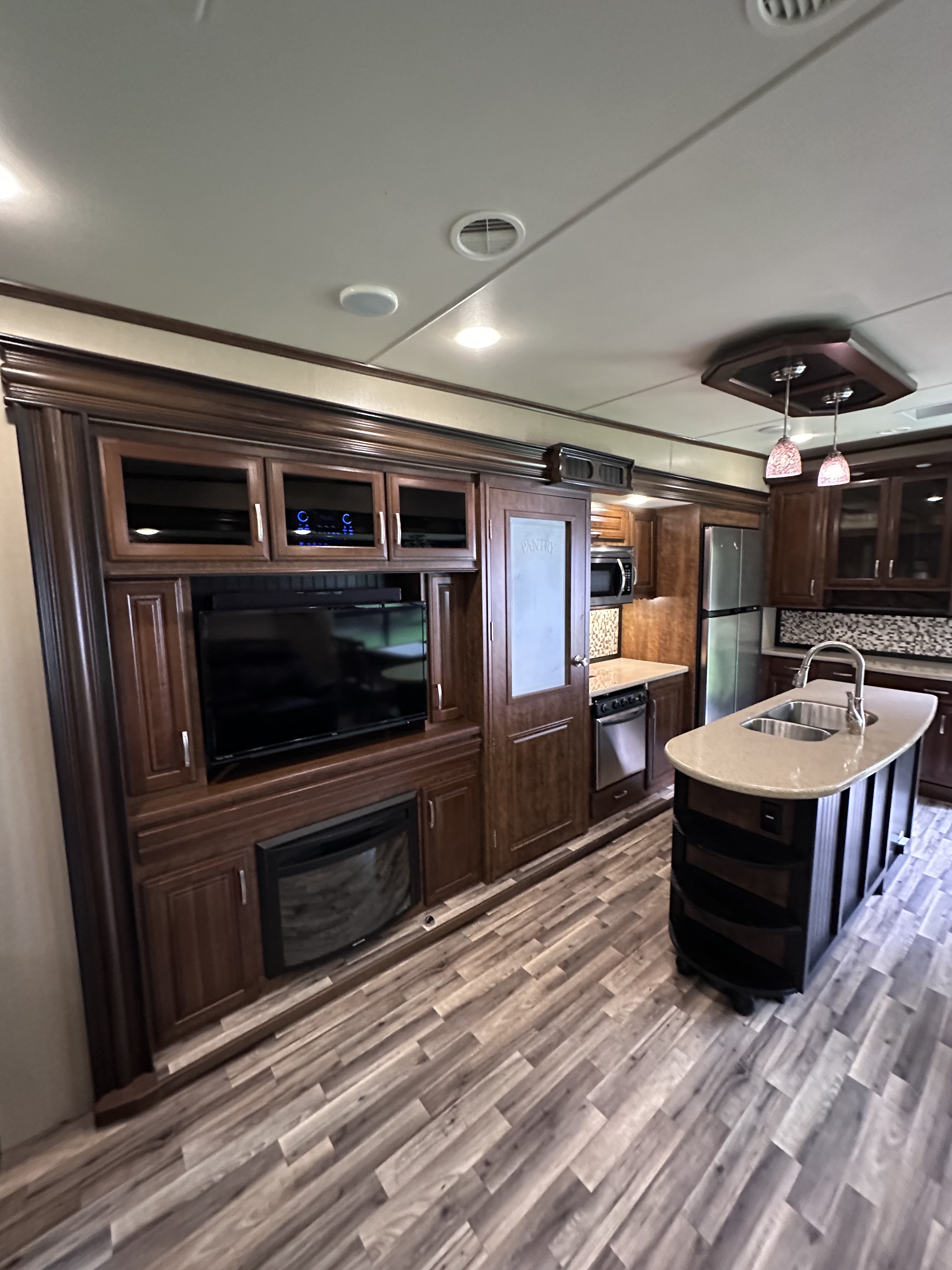 View more photos of this listing