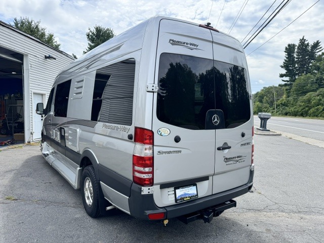 2015 Pleasure Way PLATEAU TS in ballston spa NY
