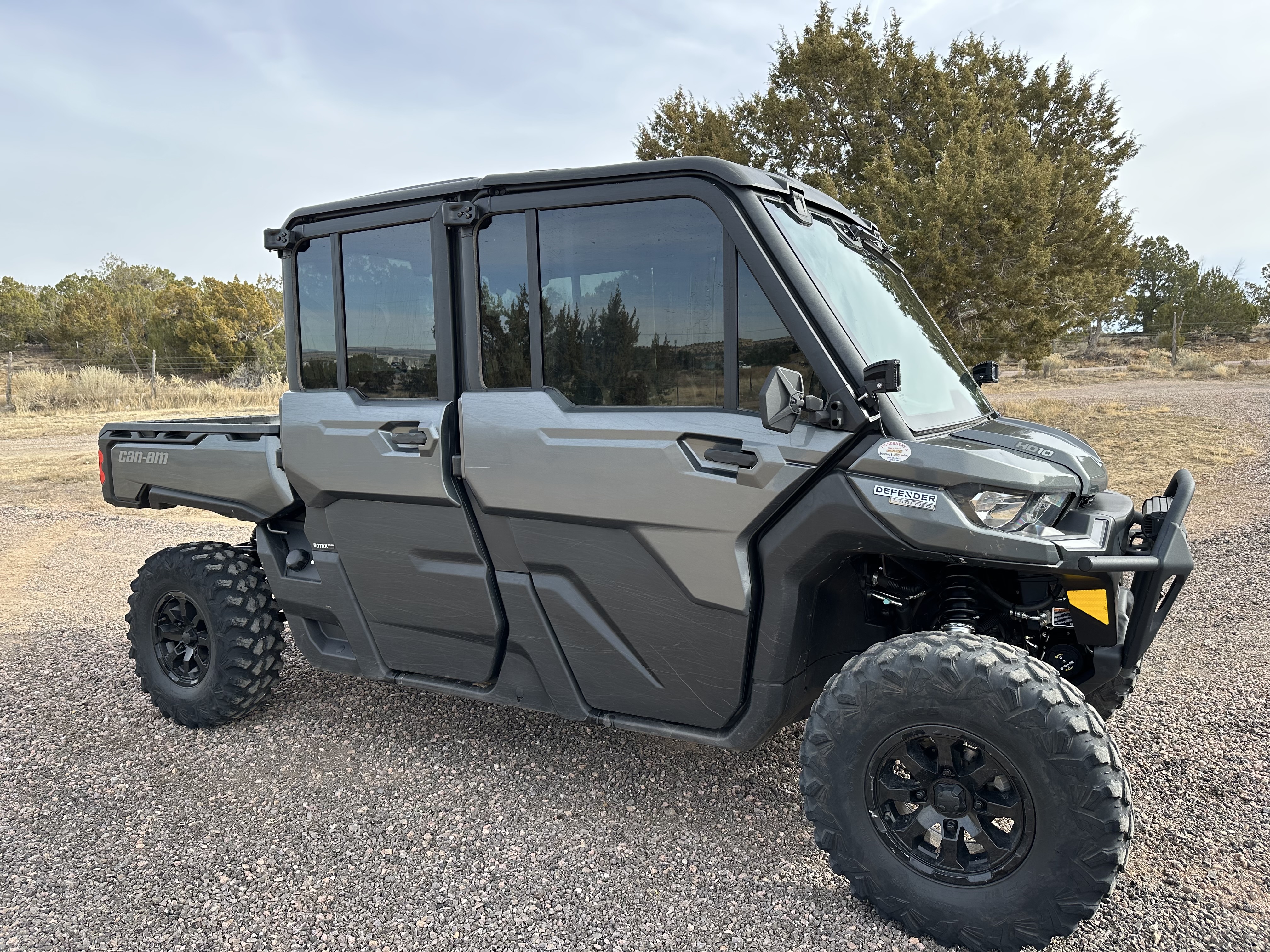 2023 Can-Am DEFENDER MAX DPS CAB HD10 in gallup NM