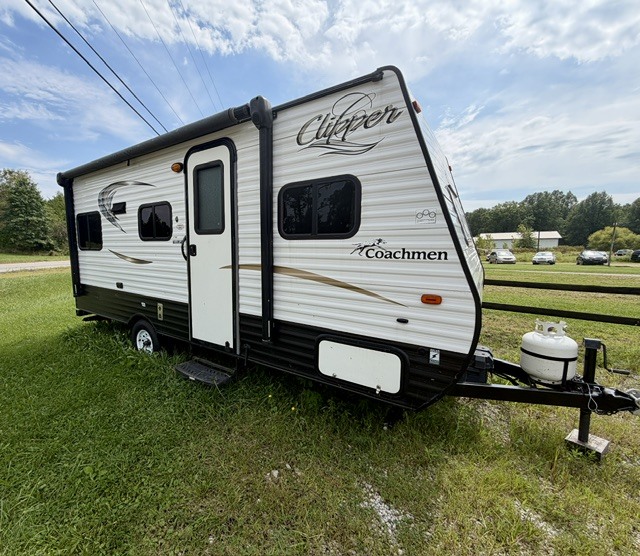 2016 Coachmen CLIPPER 17RD in rootstown OH