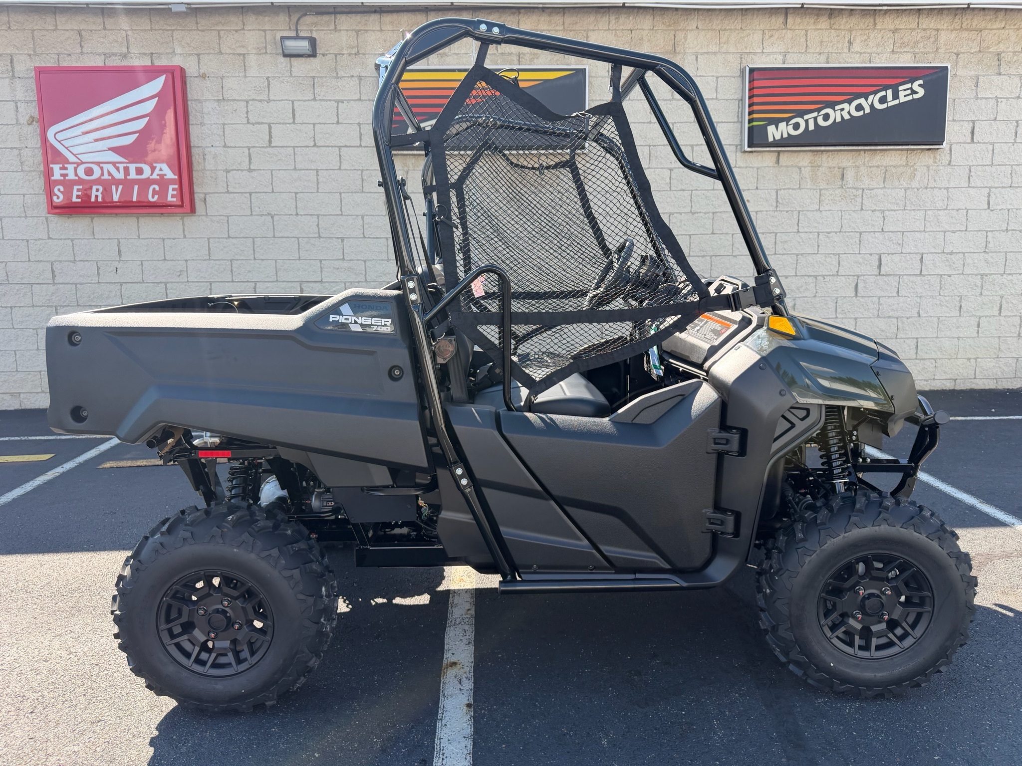 2026 Honda Pioneer 700 Deluxe in massillon OH