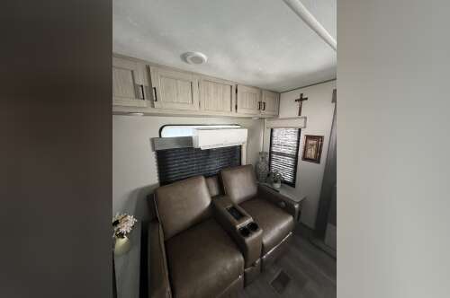 2024 Coachmen CATALINA SUMMIT SERIES 8 231MKS in plant city FL