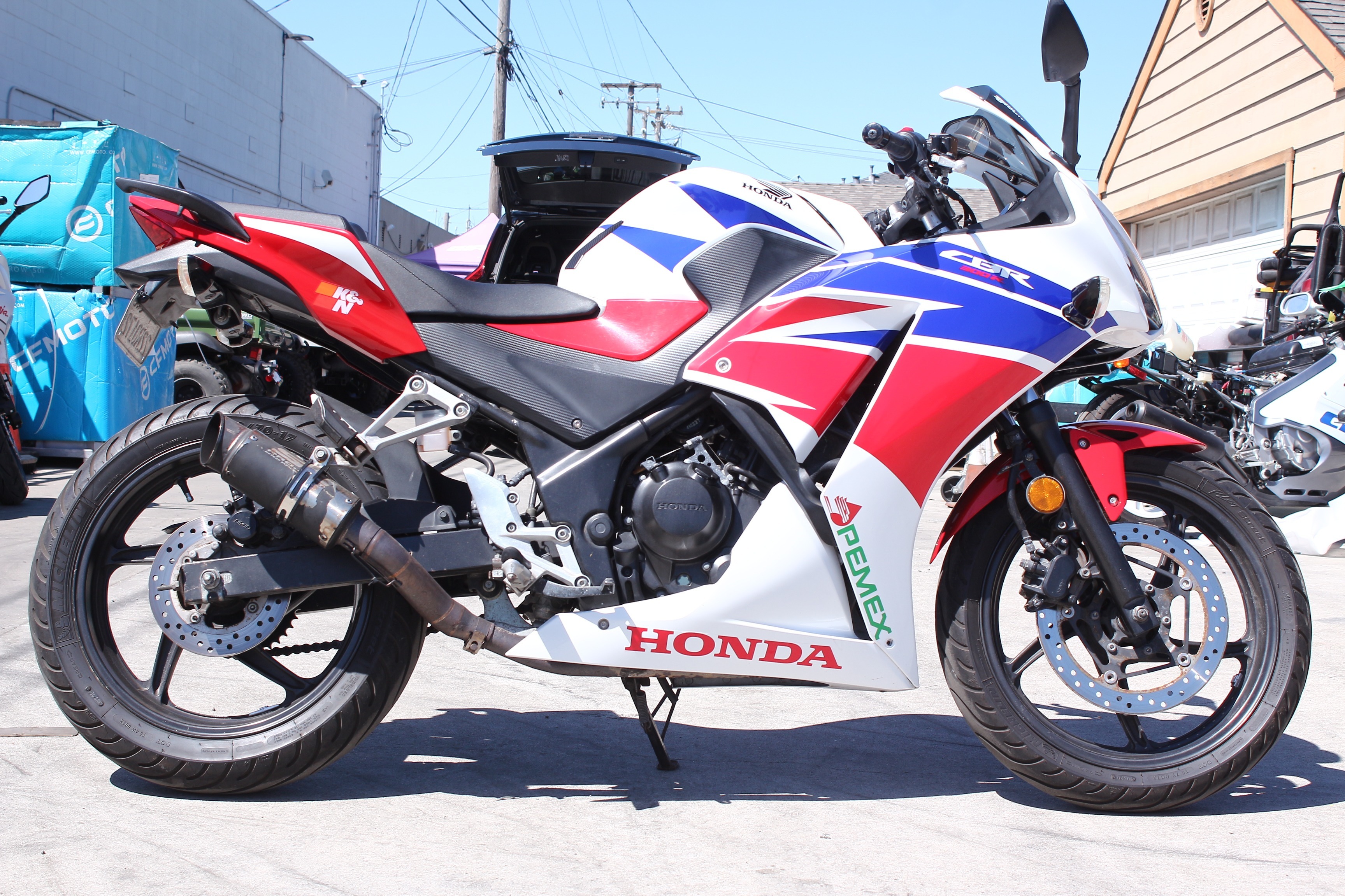 2015 Honda CBR®300RLF 300R in Salinas, CA