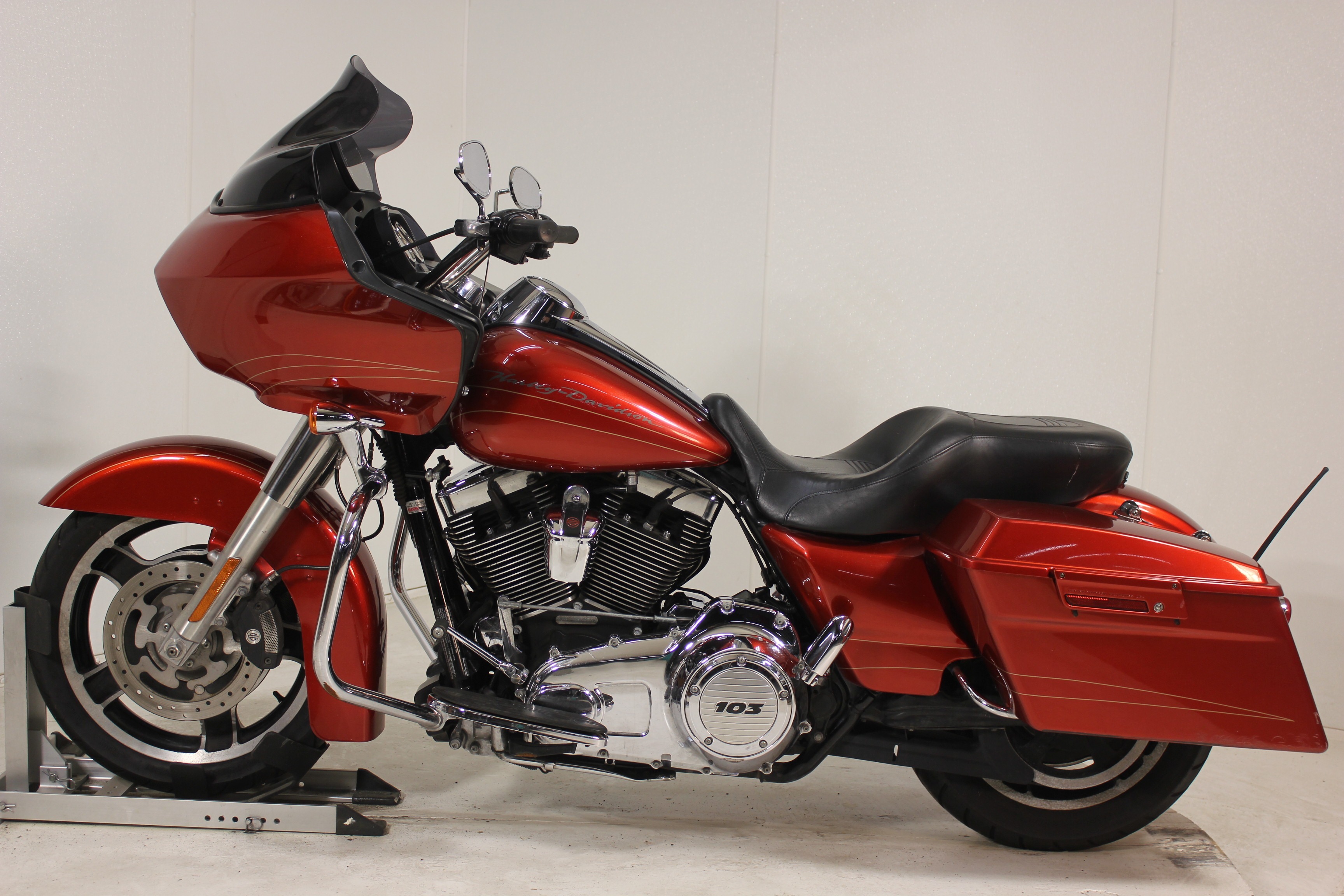 2013 Harley-Davidson Road Glide® Custom CUSTOM in Pittsfield, MA