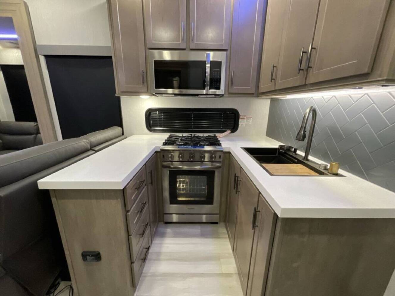 A photo of this 2024 Grand Design MOMENTUM M-CLASS 414M