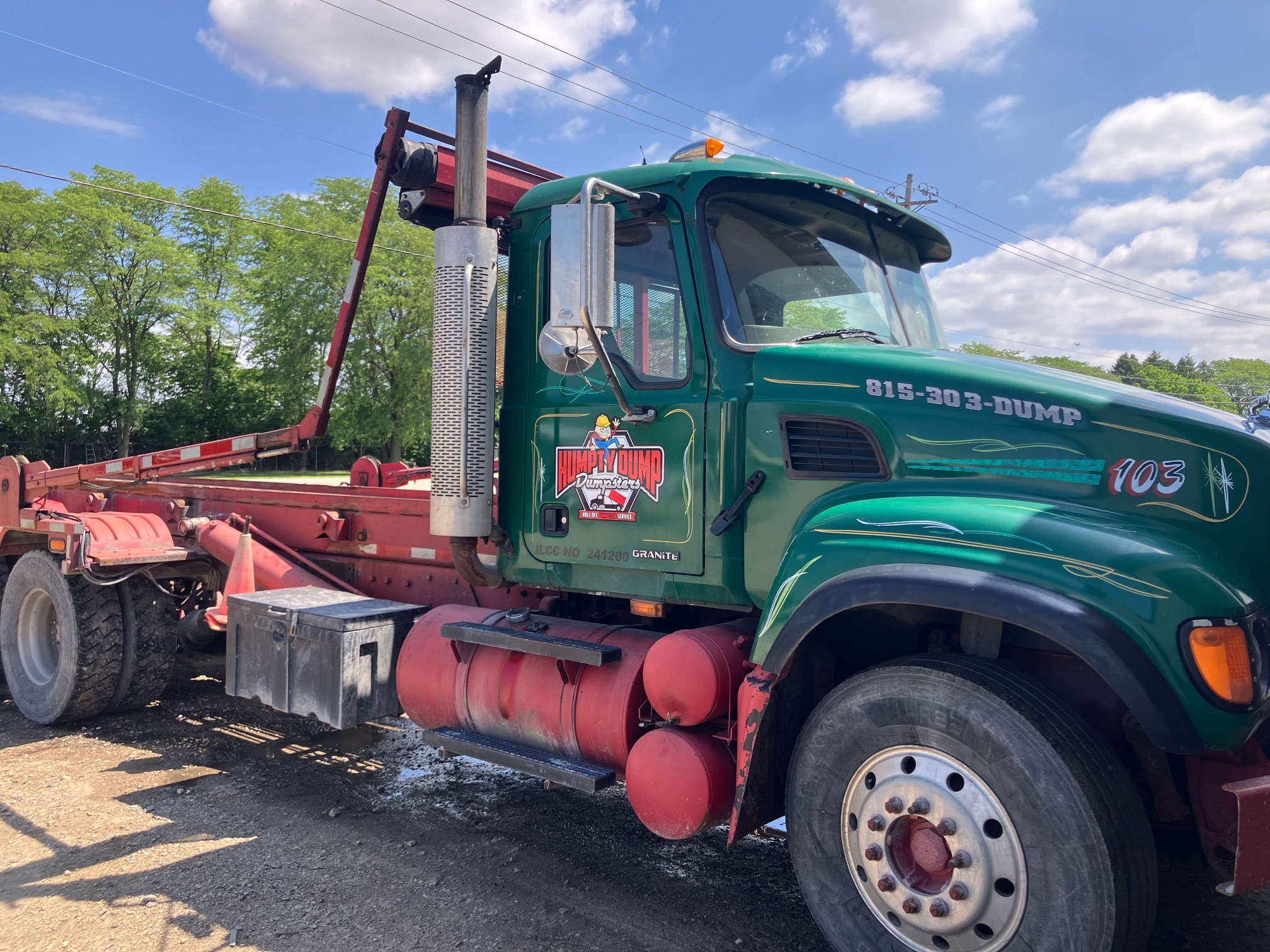 2007 MACK CV713 in Hennepin, IL