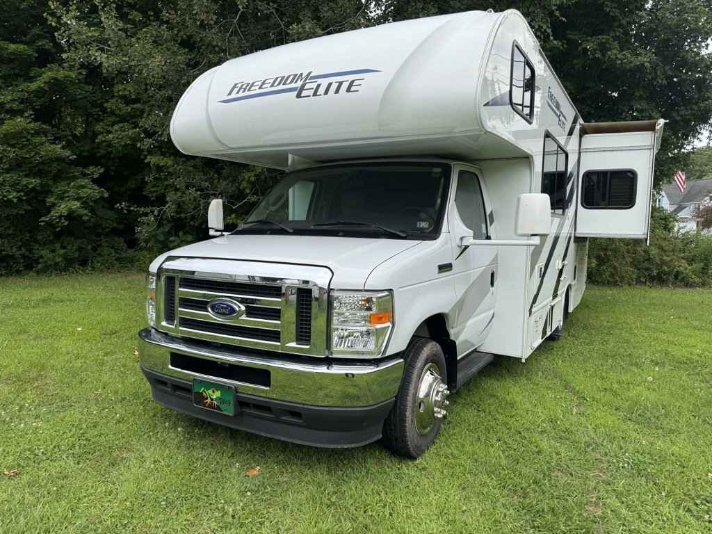 2022 Thor Motor Coach FREEDOM ELITE 22FE in williamsburg MA