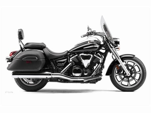 2010 Yamaha V Star 950 Tourer 950 TOURER in Escanaba, MI