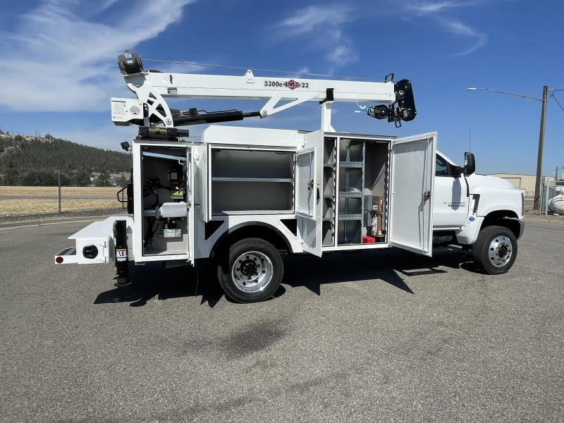 2025 CHEVROLET SILVERADO 6500HD