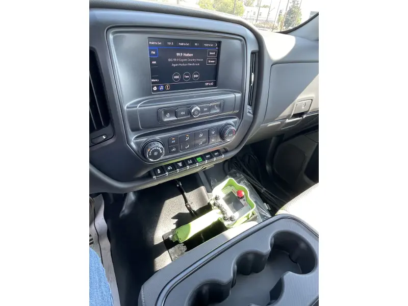 2025 CHEVROLET SILVERADO 6500HD