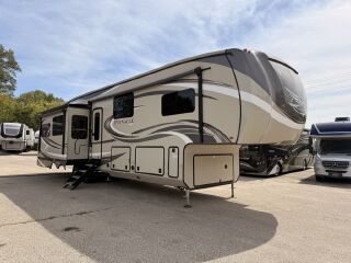 2018 JAYCO PINNACLE 37MDQS